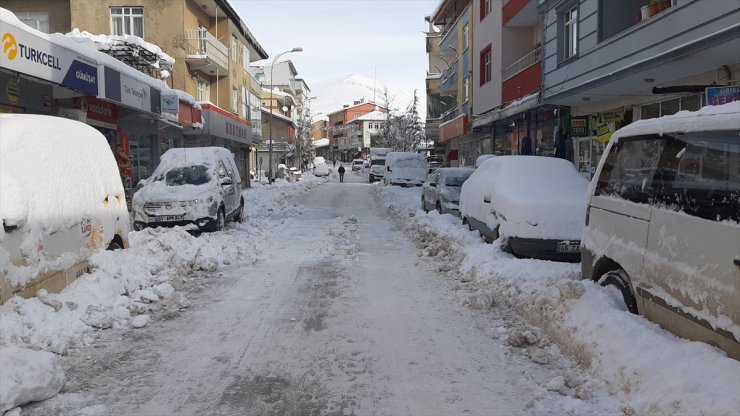 Mersin Ve Adana'da Kar Yağışı Etkili Oluyor