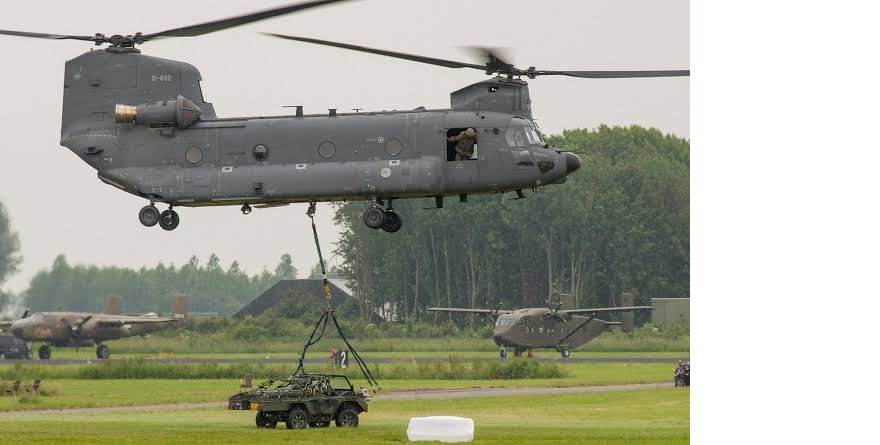 ch-47_chinook.jpg